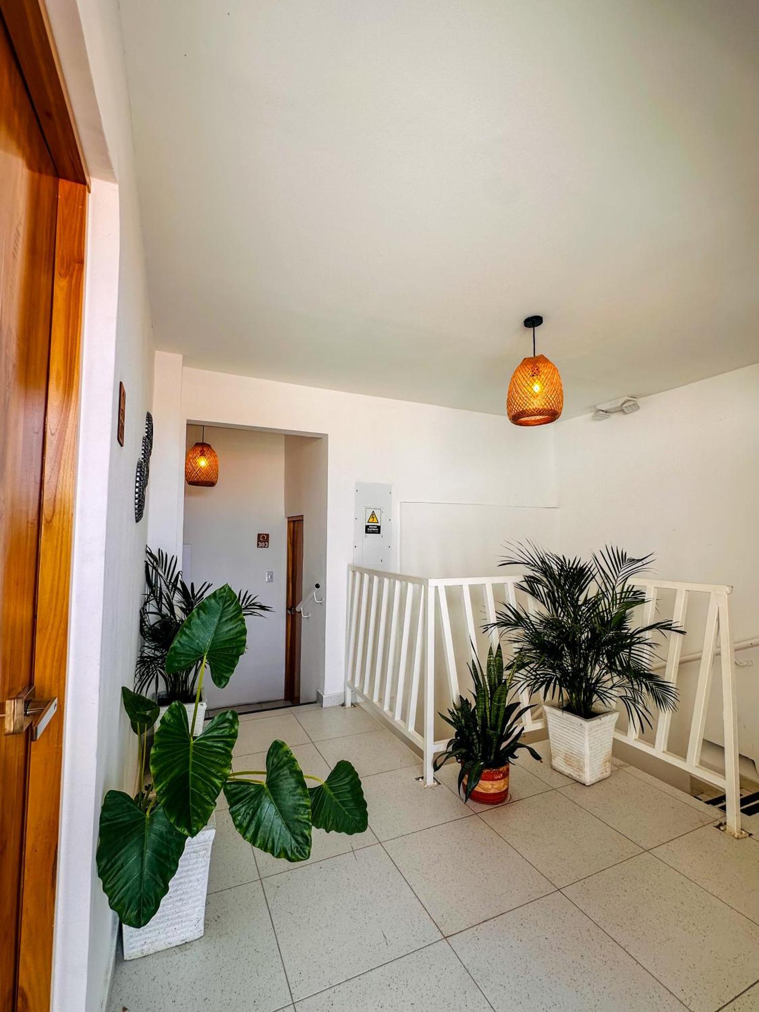 Hostal Casa Torres Centro Historico - Adults Only Картахена Экстерьер фото