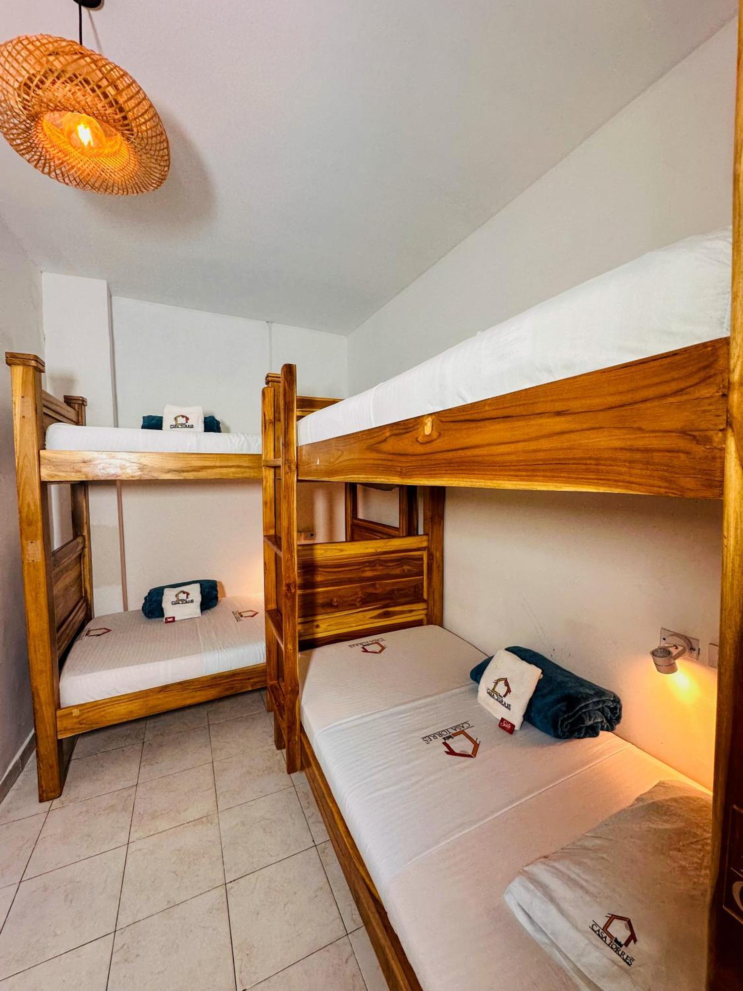 Hostal Casa Torres Centro Historico - Adults Only Картахена Экстерьер фото
